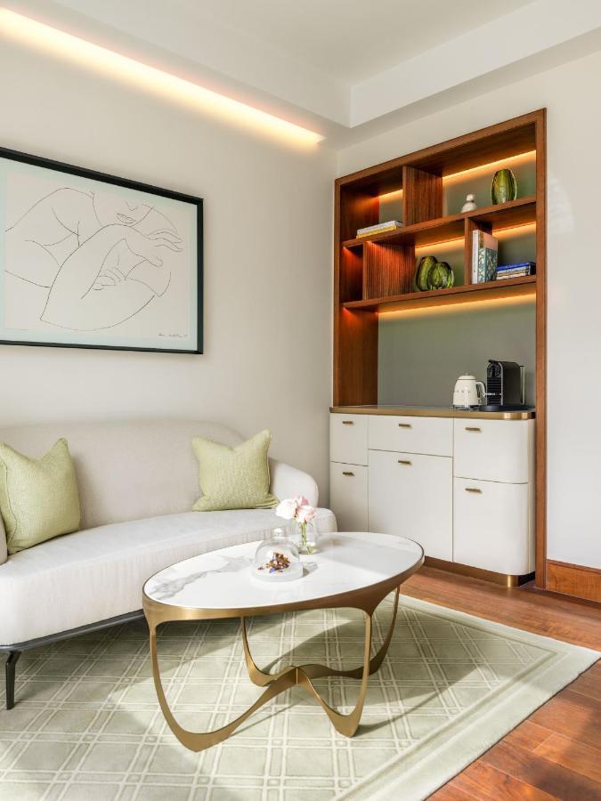 酒店 Lanson Place Causeway Bay, 5*
