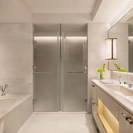 Lanson Place Causeway Bay, Hong Kong Exterior photo